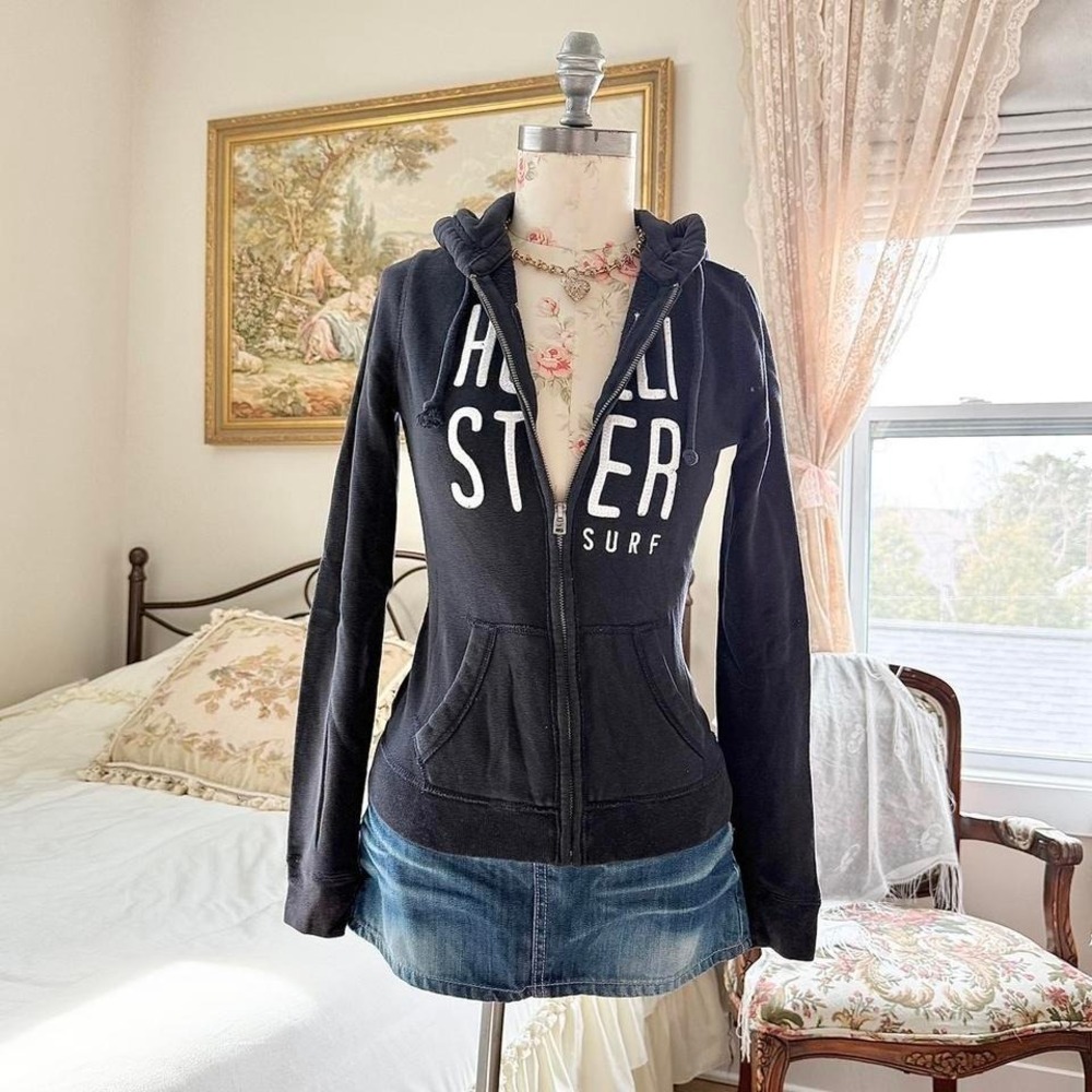 Hollister zip hoodie  hollister navy zip hoodie size small